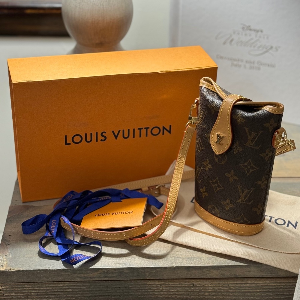 Authentic Louis Vuitton Fold Me Pouch Monogram- Crossbody